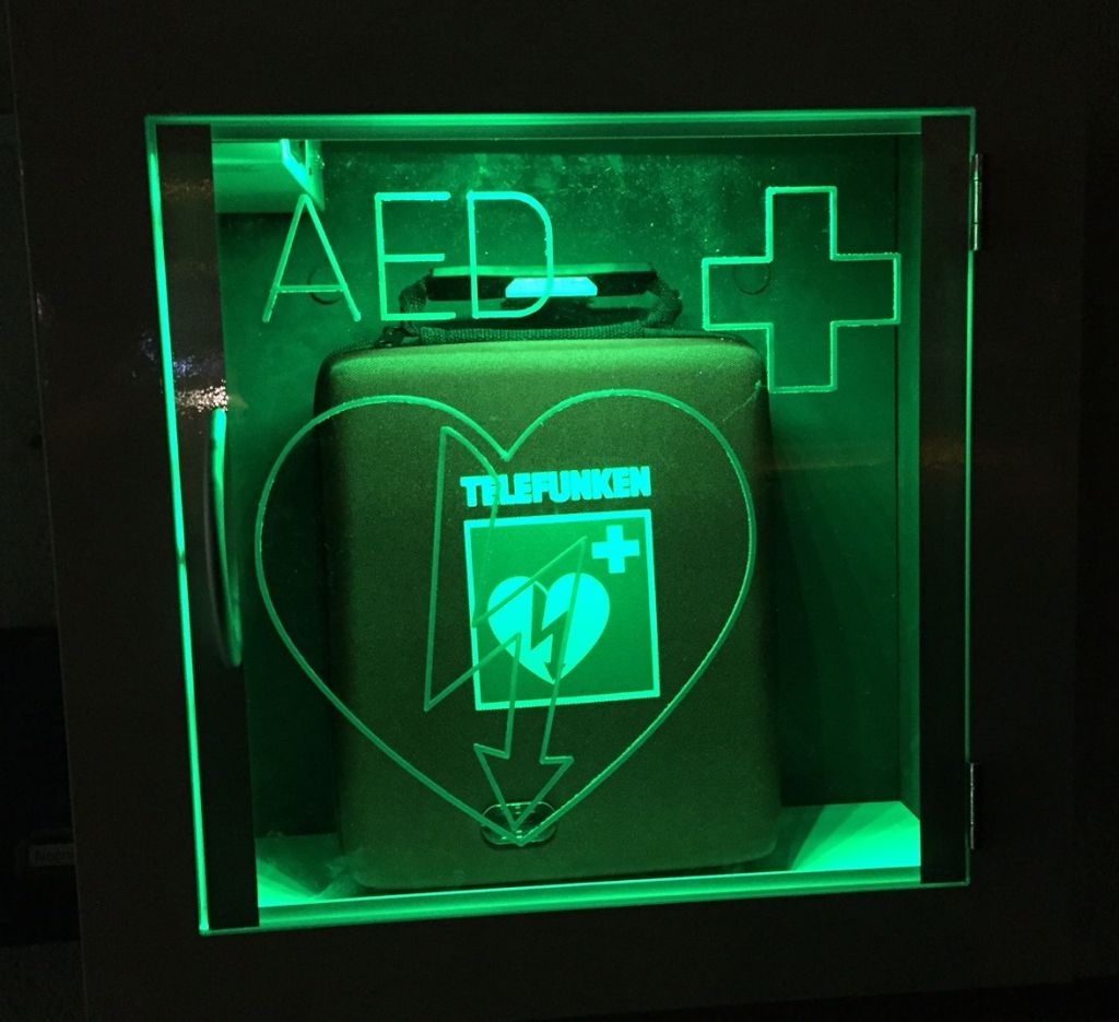 AED v Qlandiji